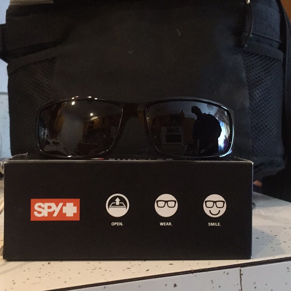 SOLD ON MERCARI Spy sunglasses polarized XL Cooper